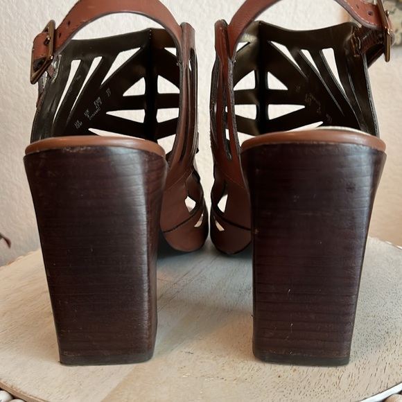 Carlos by Carlos Santana Dynamic open toe heel brown leather EUC Size 10 - Picture 5 of 13